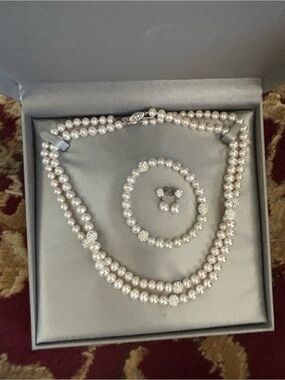 White Pearl Necklace Set with Bracelet & Earrings